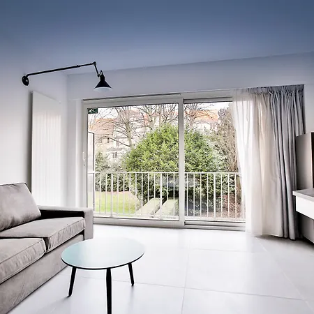Renaissance Park Apartment